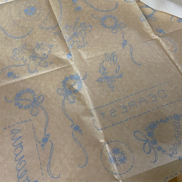 Vintage 50’s Vogart Baby Layette Motif Embroidery Transfers for Clothing/Bibs - Picture 5 of 8